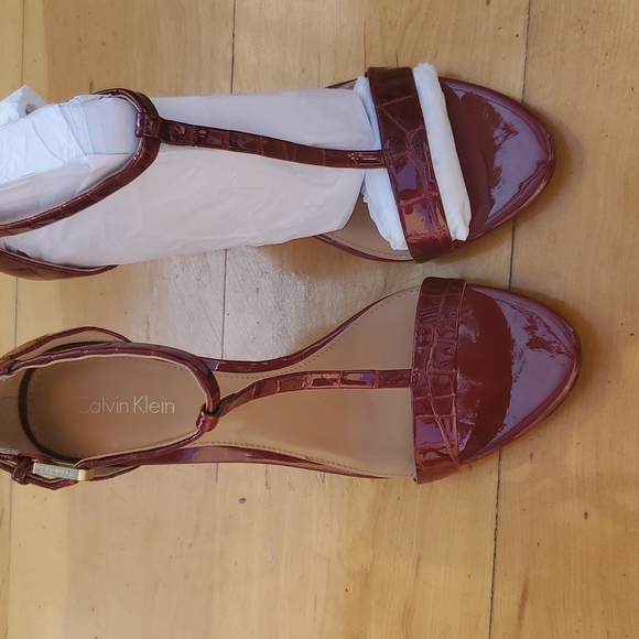 Calvin Klein heels - Picture 3 of 6